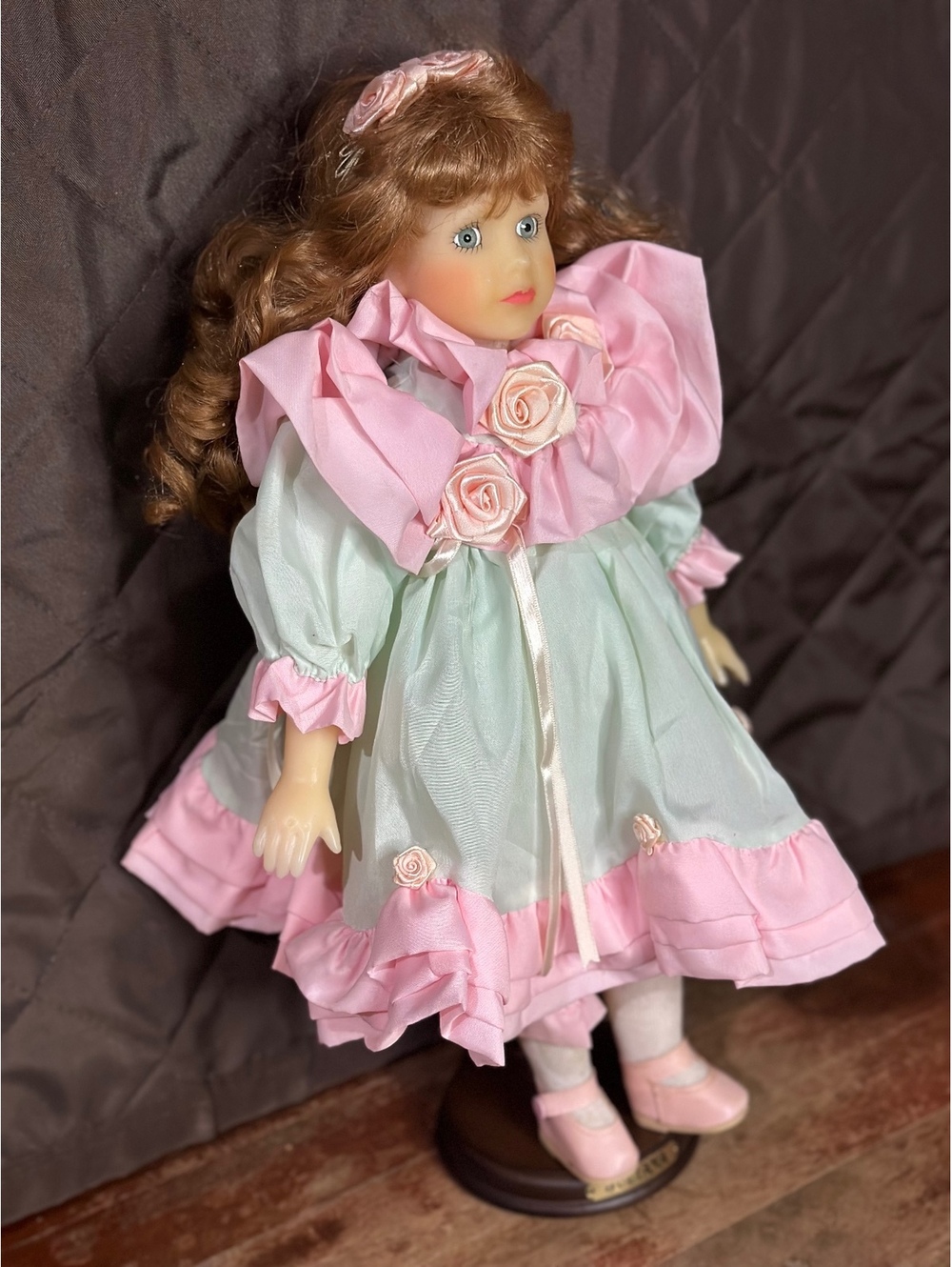 Vintage House of Lloyd Camelot Collection "Juliana" Porcelain Doll 14" Stand